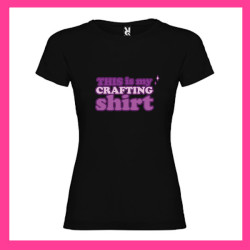 T-shirt noir - texte violet "This is my crafting shirt"